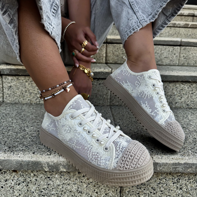 Béžové čipkované tenisky