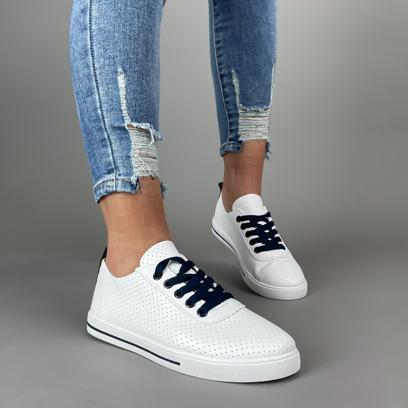 Biele dierkované  tenisky