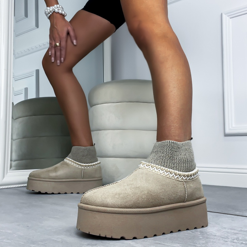 Béžová nasúvacia obuv