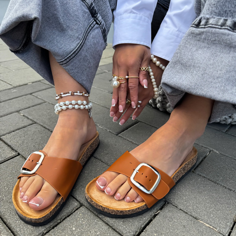 Hnedé korkové šľapky