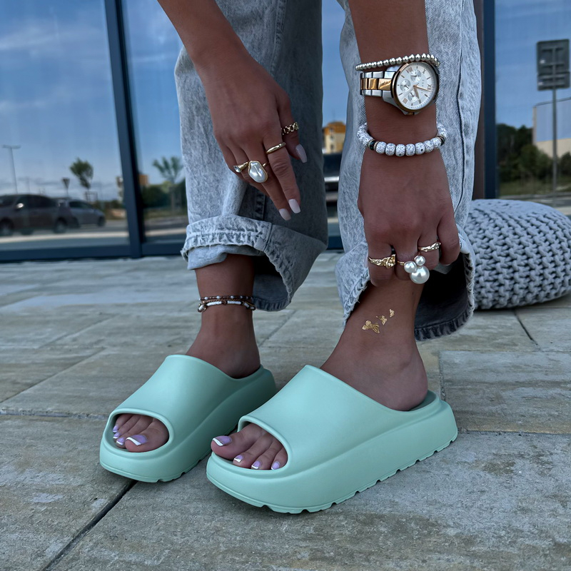 Mentolové gumené šľapky