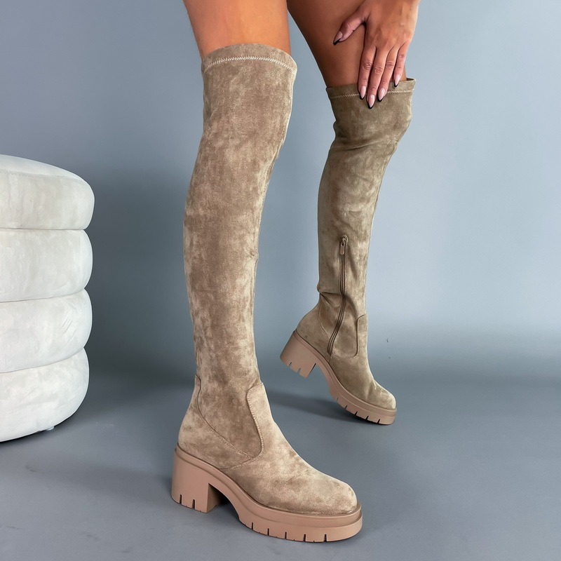 Svetlohnedé  semišové  vysoké čižmy