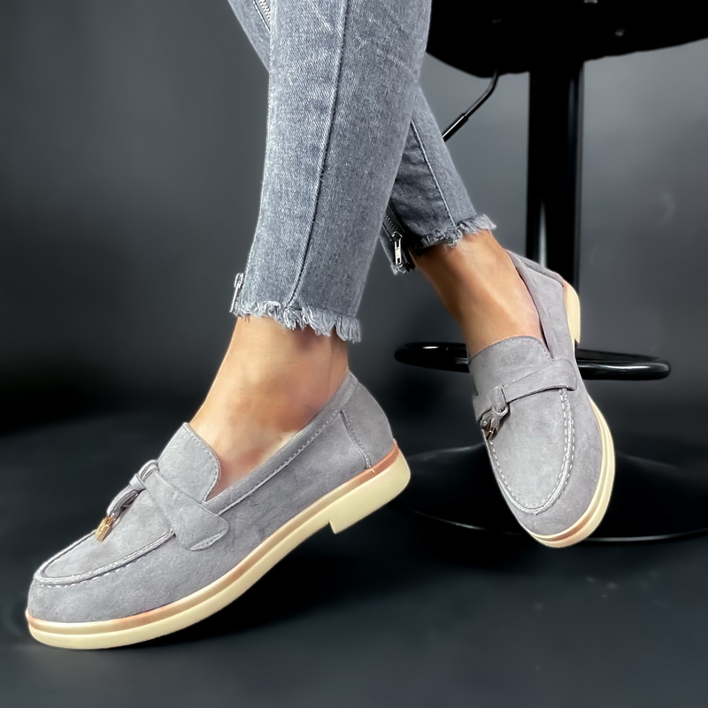 Sivé semišové   mokasíny