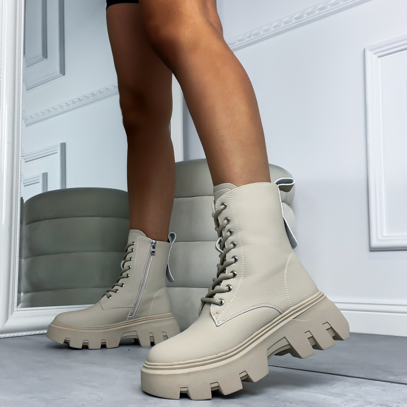 Béžové  nízke čižmy