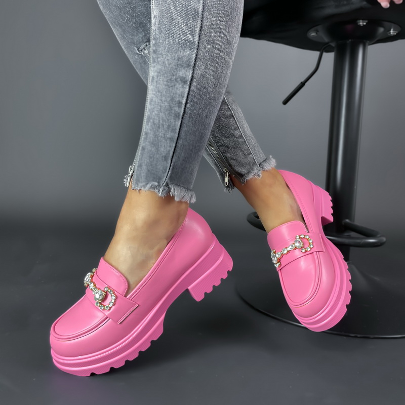 Ružové  mokasíny s ozdobou