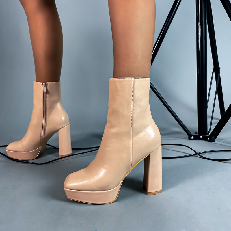 Béžové  kotníkové čižmy