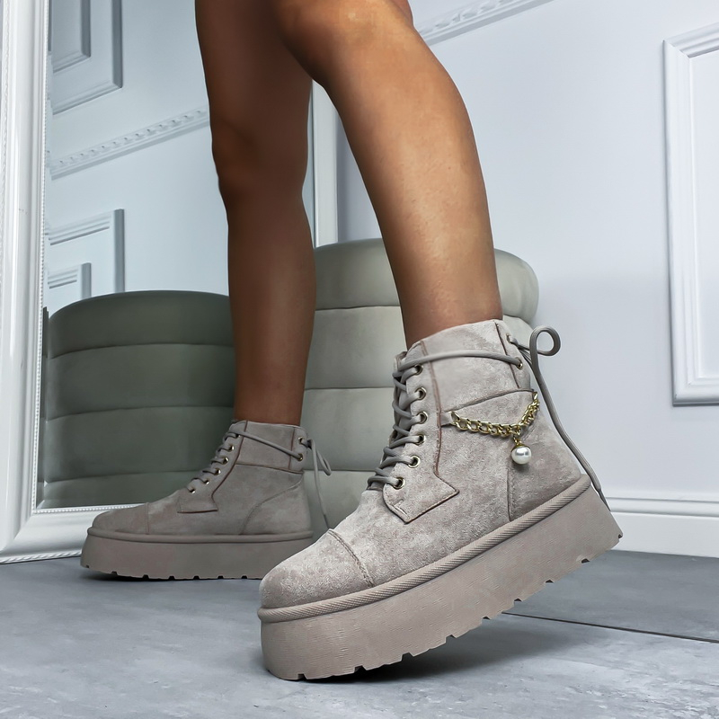 Béžové semišové   nízke čižmy