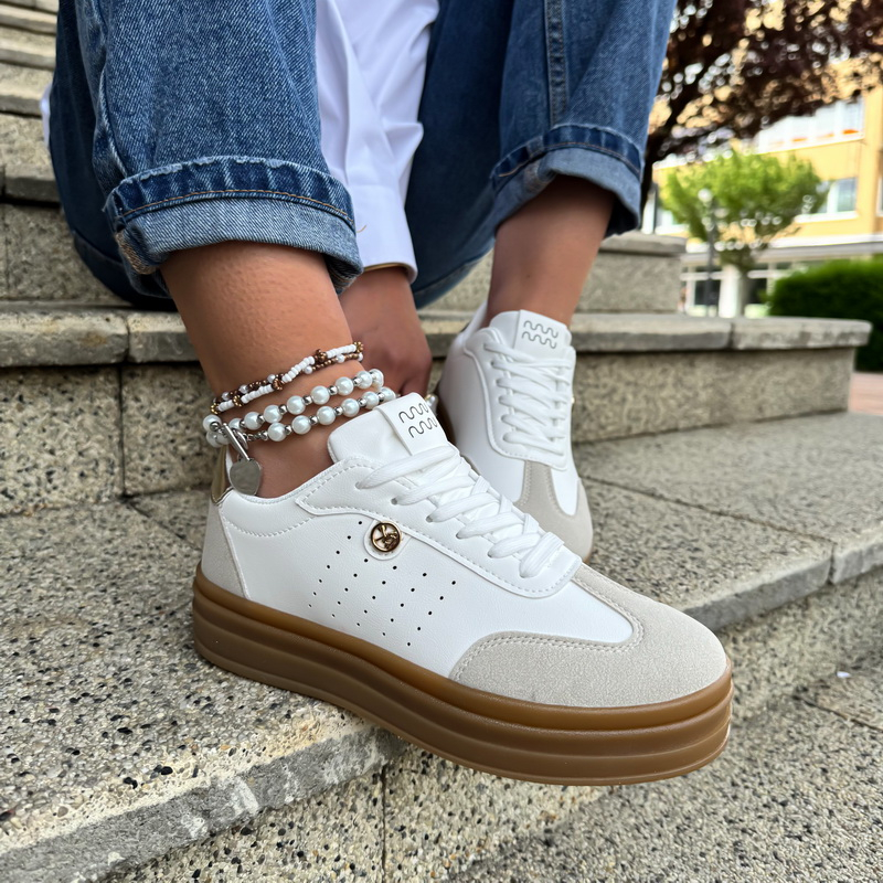 Bielo-zlaté  tenisky