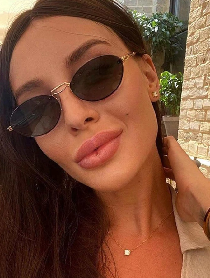 Čierne slnečné okuliare