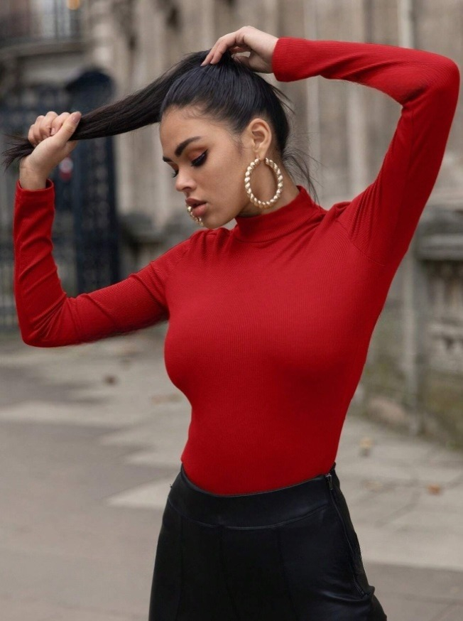 Červený top so stojáčikom