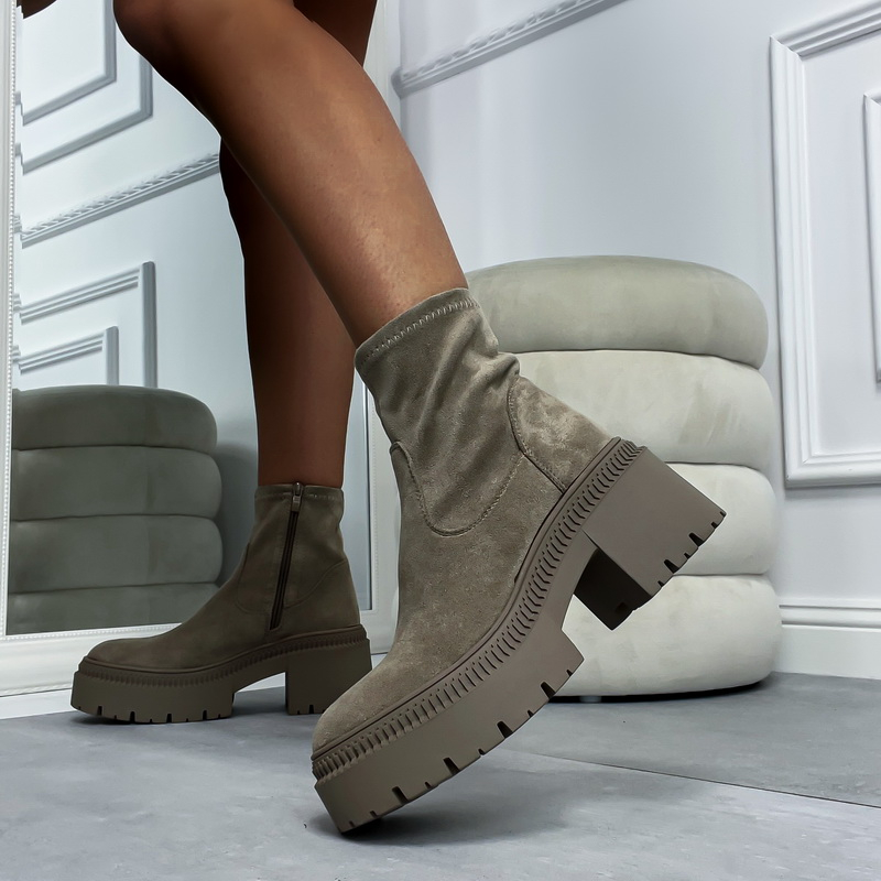 Svetlohnedé semišové   nízke čižmy