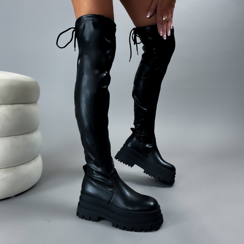 Čierne  vysoké čižmy