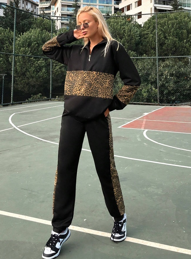 Leopardia tepláková súprava