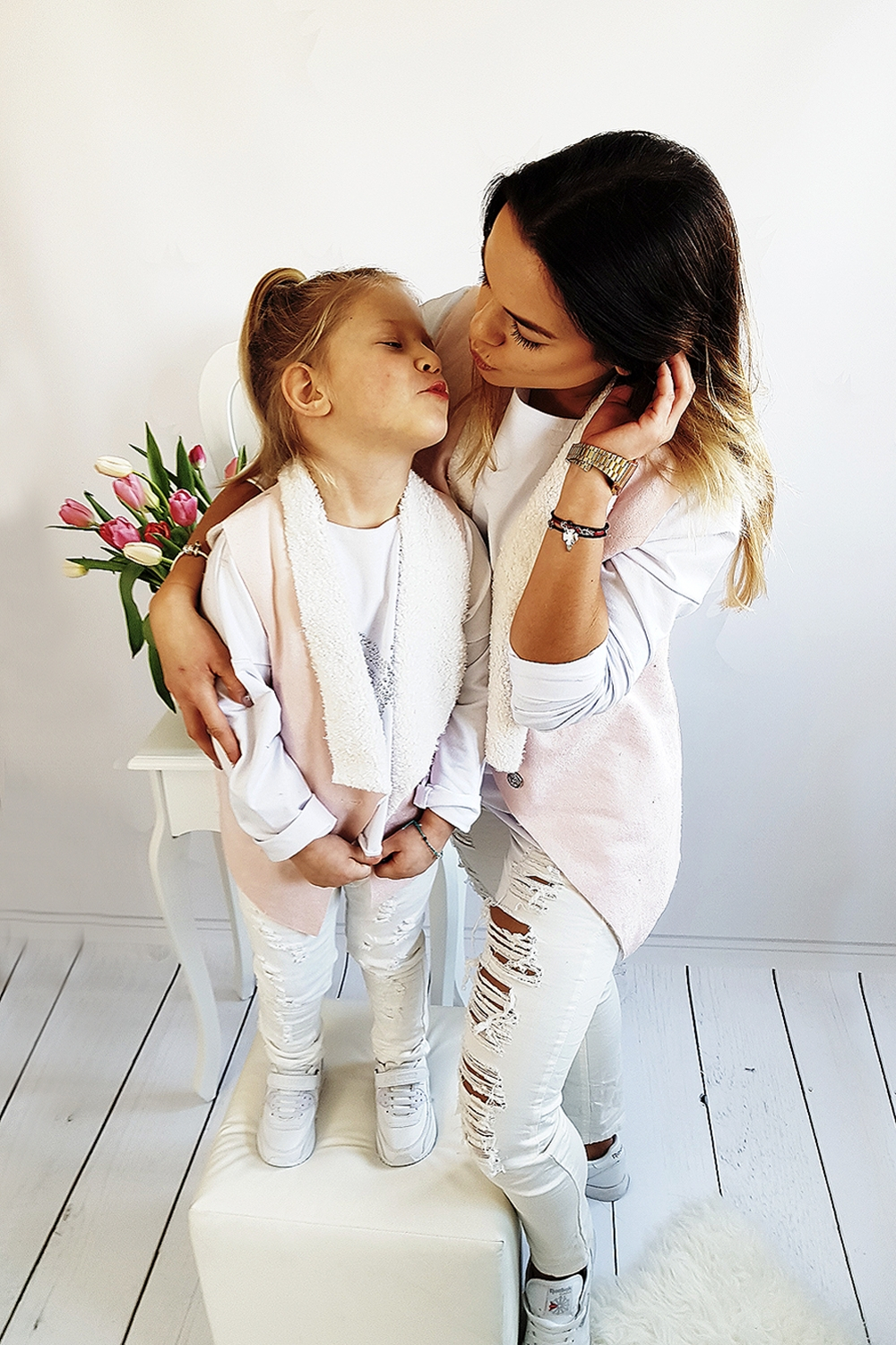 Ružová vesta pre dcéru