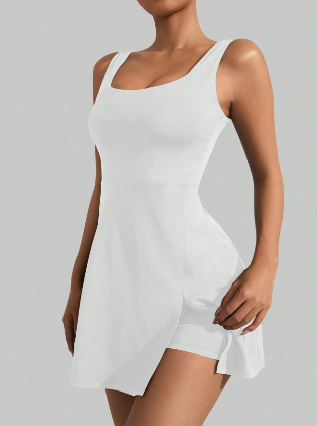 Biele tenisové šaty s kraťasami