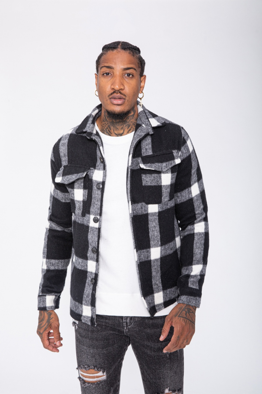 Čierno biela košeľa