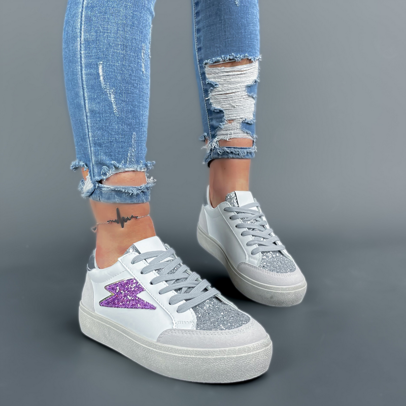 Bielo-strieborné tenisky