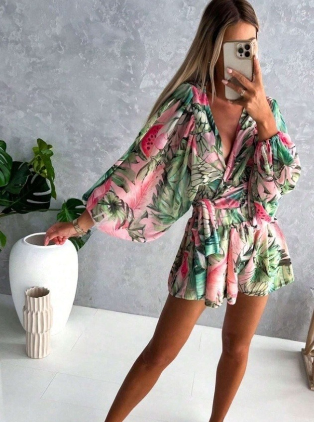 Zelený overal s kvetinovou potlačou