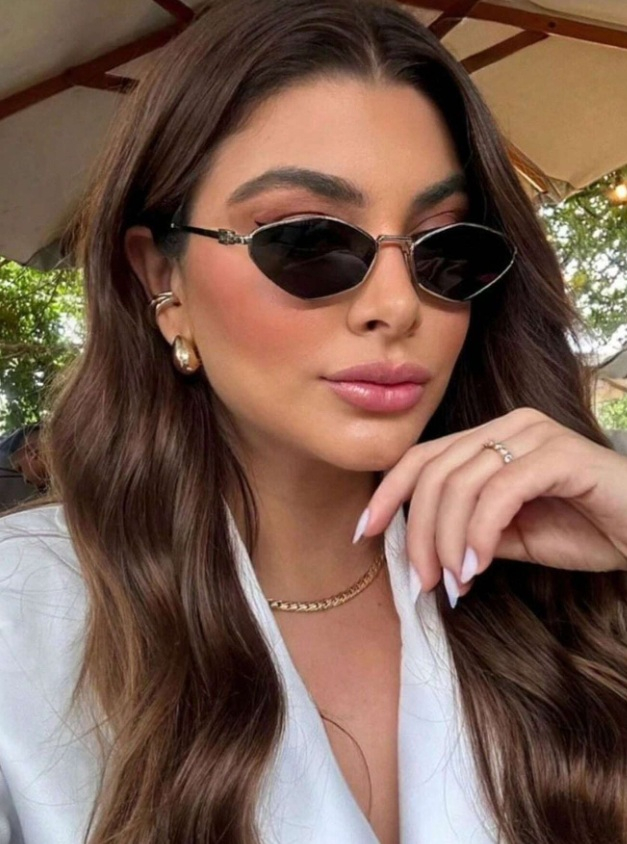 Čierne slnečné okuliare