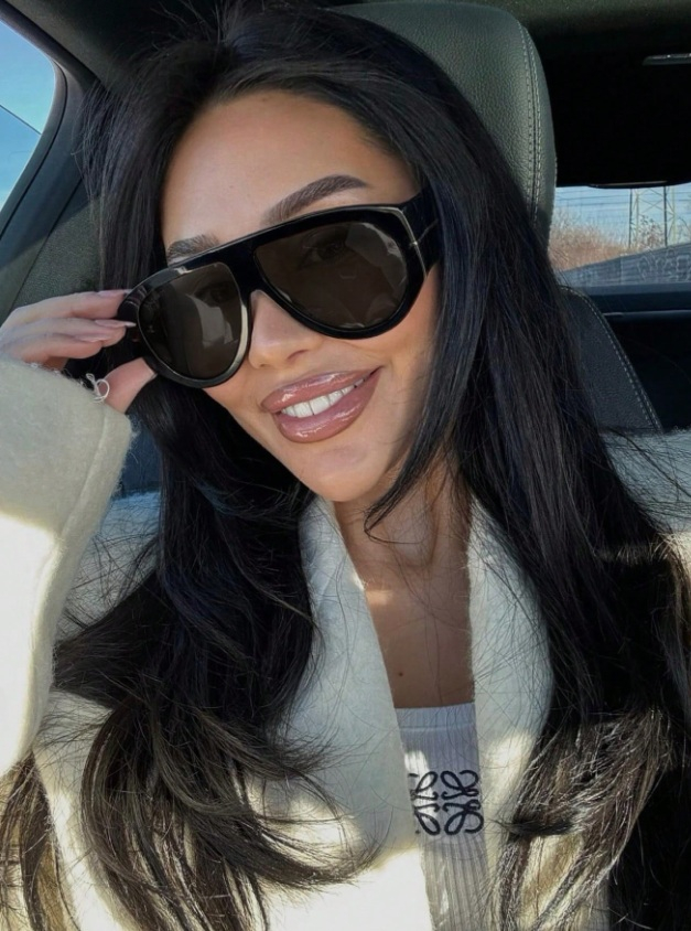 Čierne slnečné okuliare