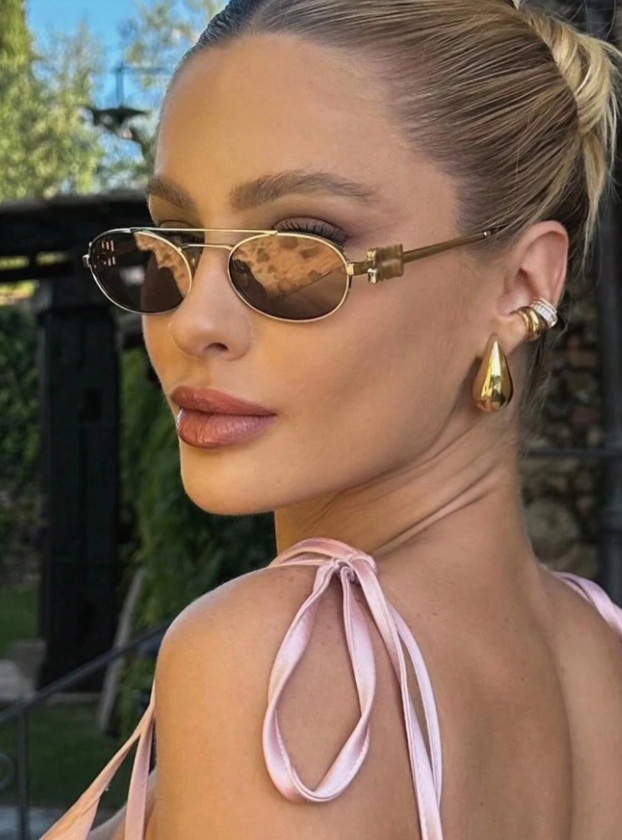 Čierne slnečné okuliare