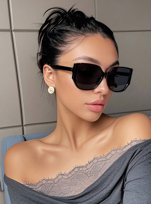 Čierne slnečné okuliare