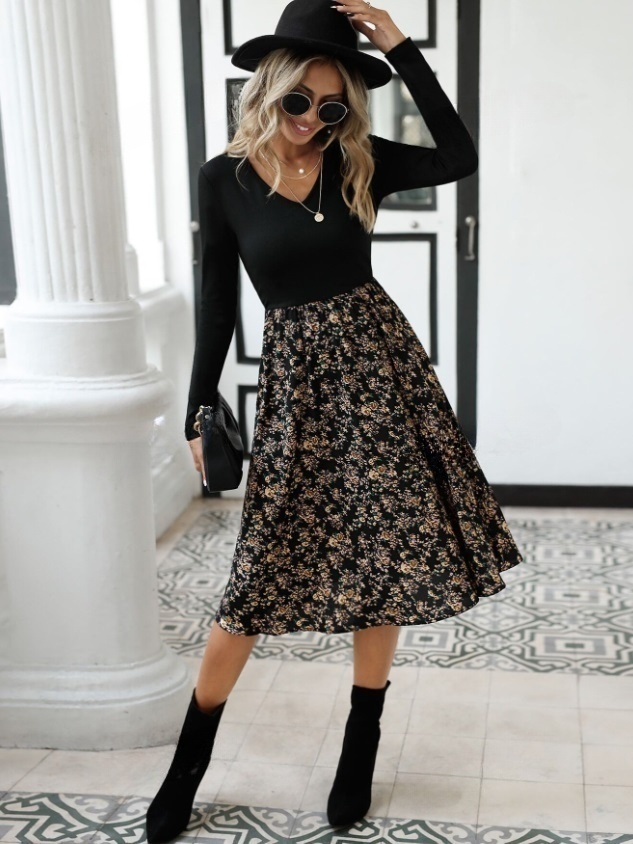 Čierne šaty s potlačou