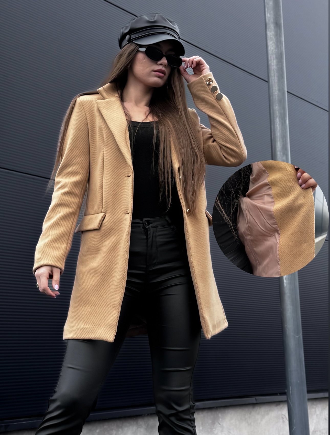 Svetlohnedý krátky kabát