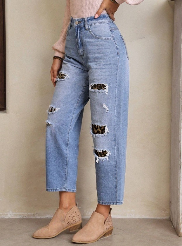 Svetlomodré potrhané rifle LEO