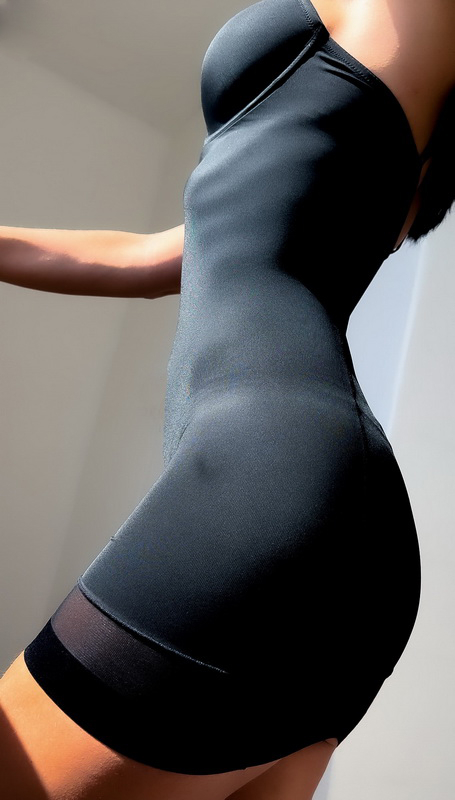 Čierna sťahovacia spodnička