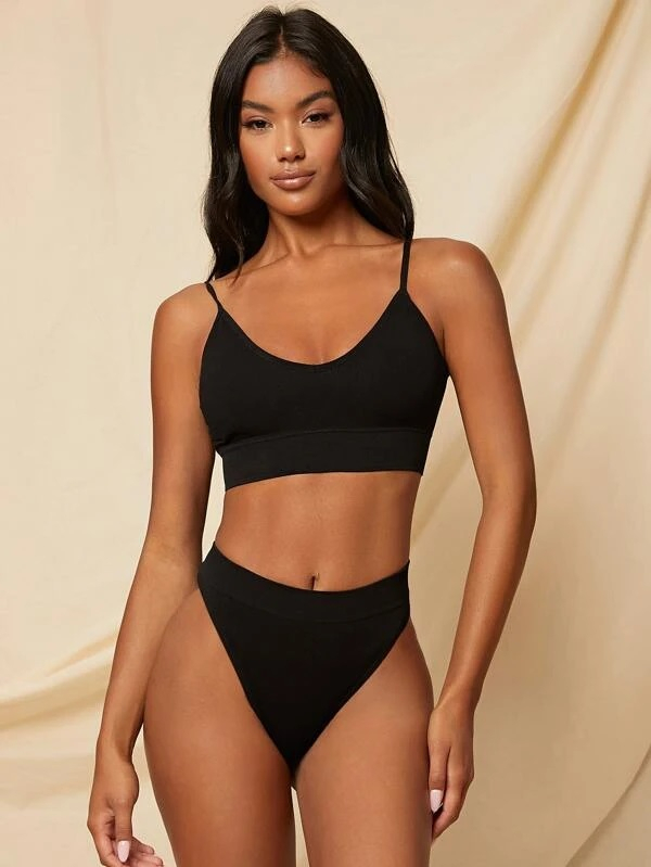 Čierne  spodné prádlo