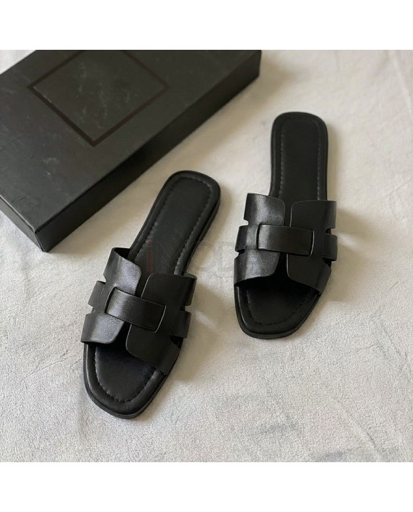 Čierne šľapky-326441-20