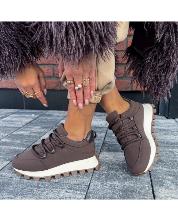 Tmavohnedé tenisky-323906-20