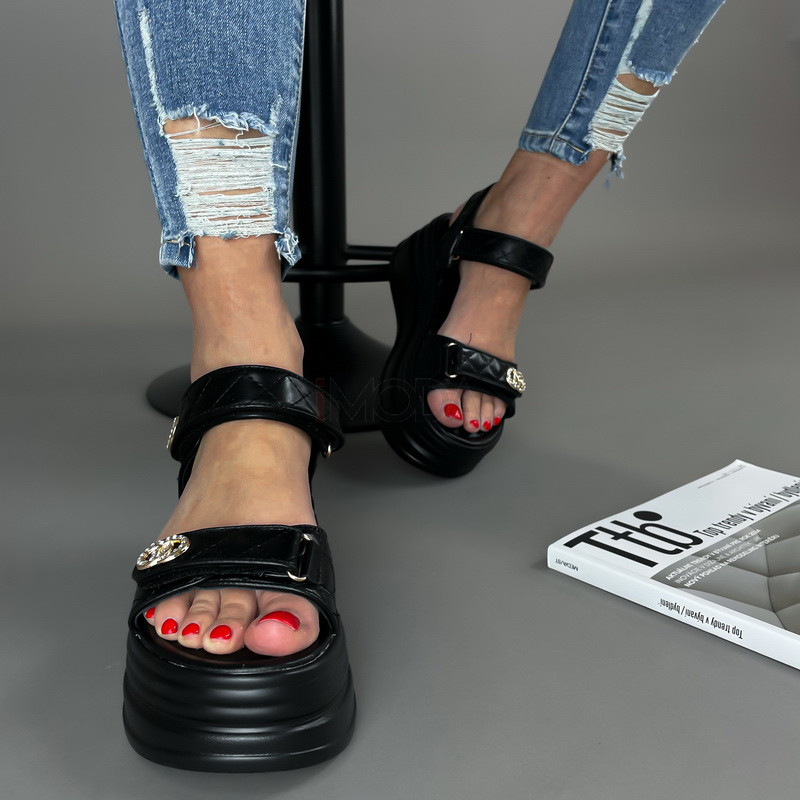 Čierne sandále na platforme-303151-31