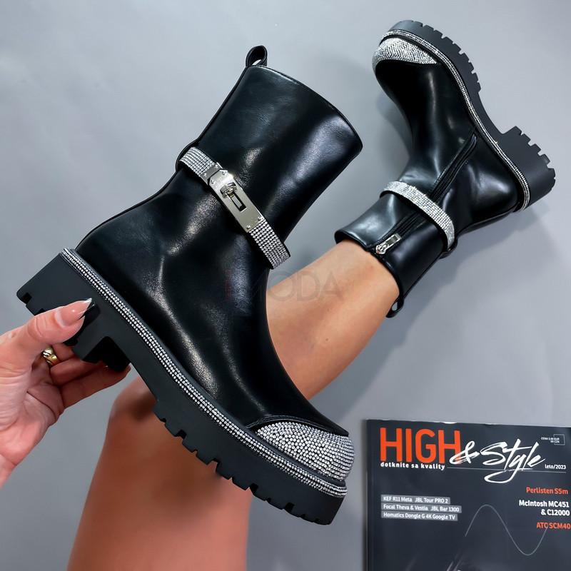 Čierne nízke čižmy s kamienkami-295392-315