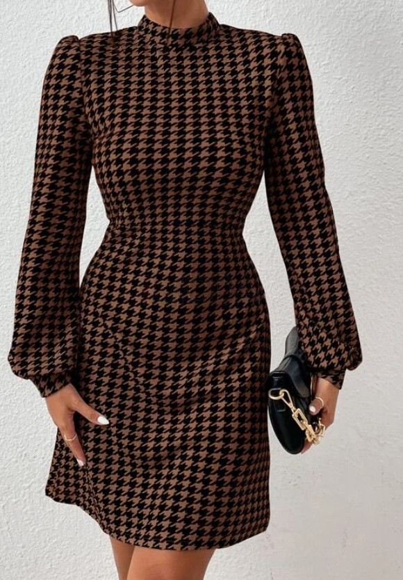 Hnedé šaty s kohútikovým vzorom-295800-33