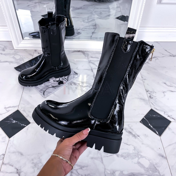 Čierne lakované nízke čižmy-251811-342