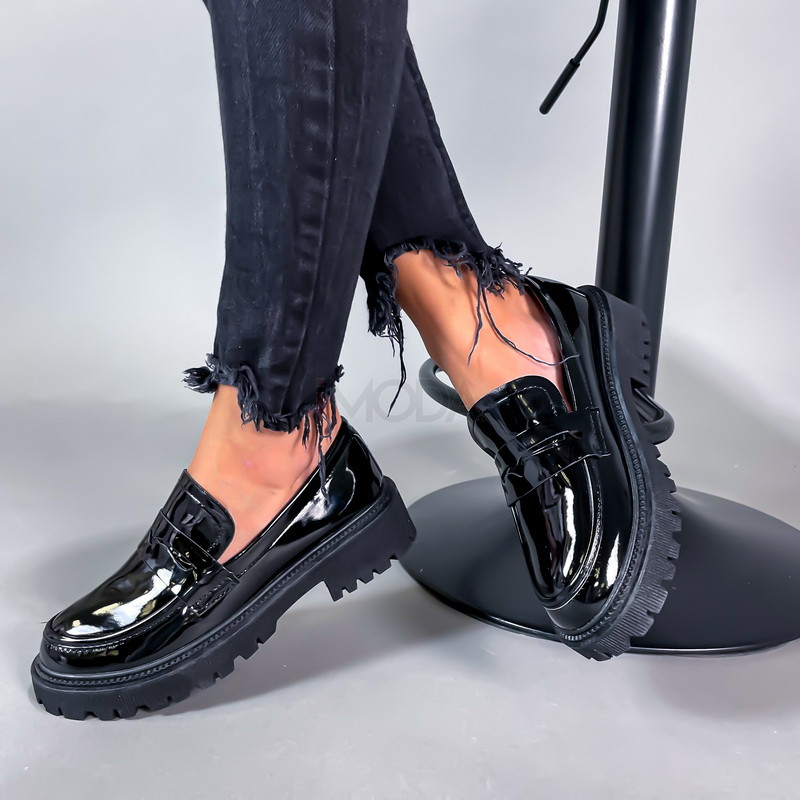 Čierne lakované mokasíny-274227-322