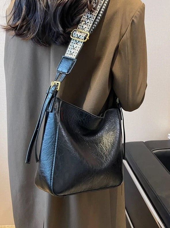 Čierna kabelka-279819-33