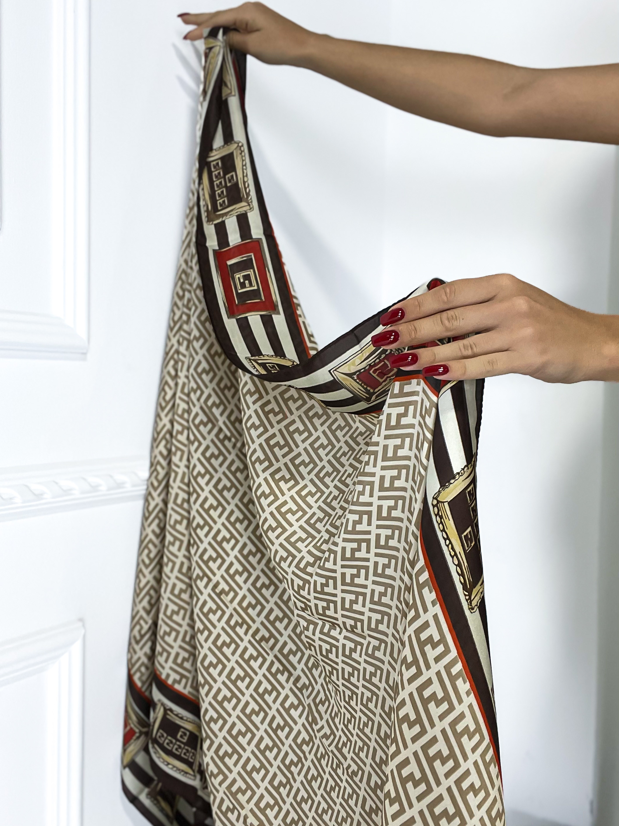 Hnedý vzorovaný šál-289523-31