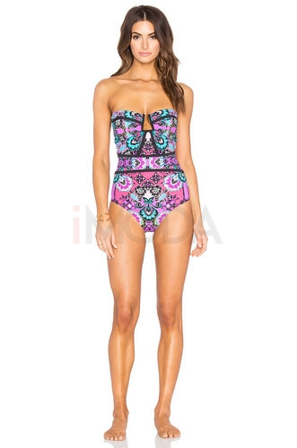 Jednodielne kvetované plavky