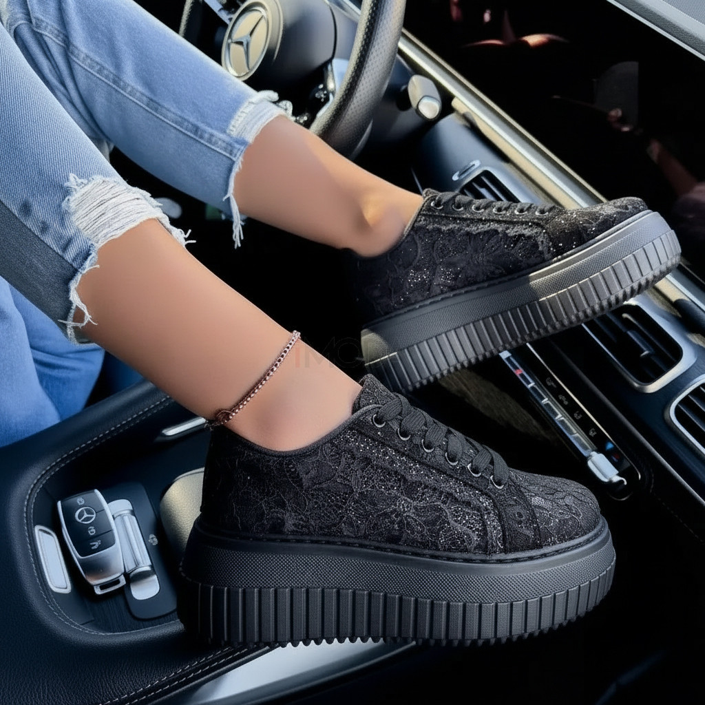 Čierne čipkované tenisky-324608-31