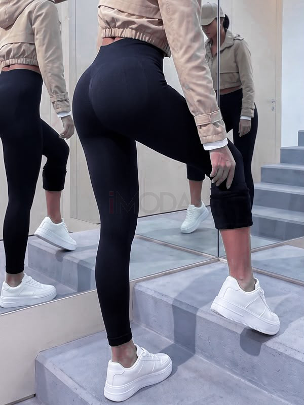 Čierne push up jemne zateplené legíny-330806-39