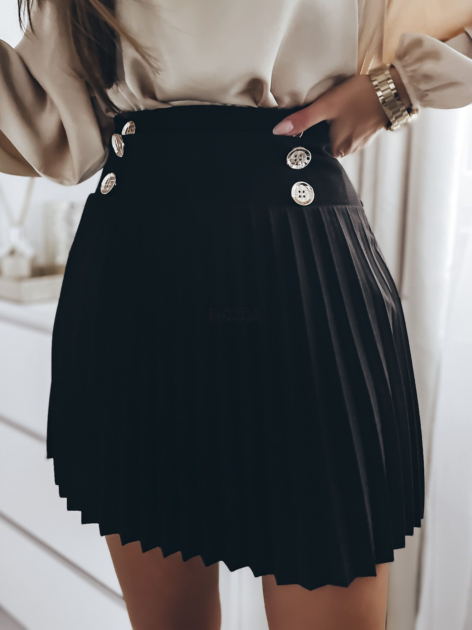 Čierna plisovaná sukňa-279395-33