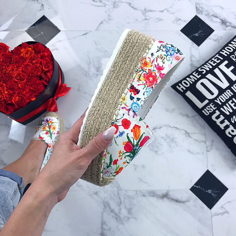 Dámske biele kvetované mokasínky-201054-35