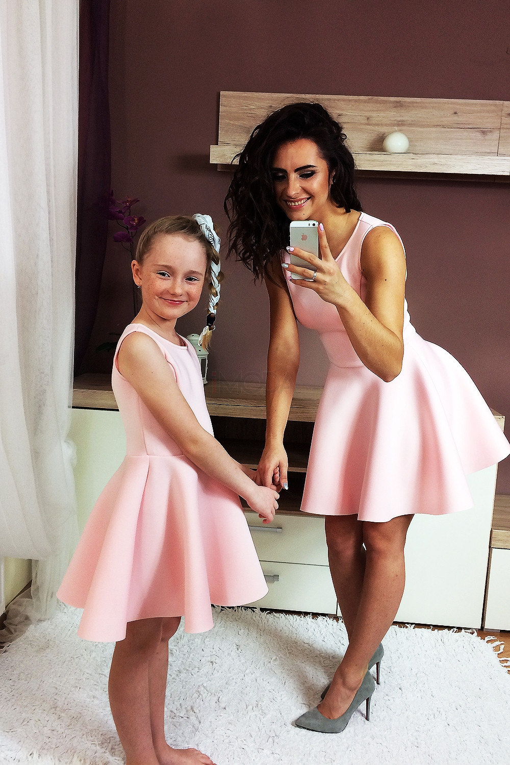 Marhuľové spoločenské šaty pre mamu a dcéru-164141-31