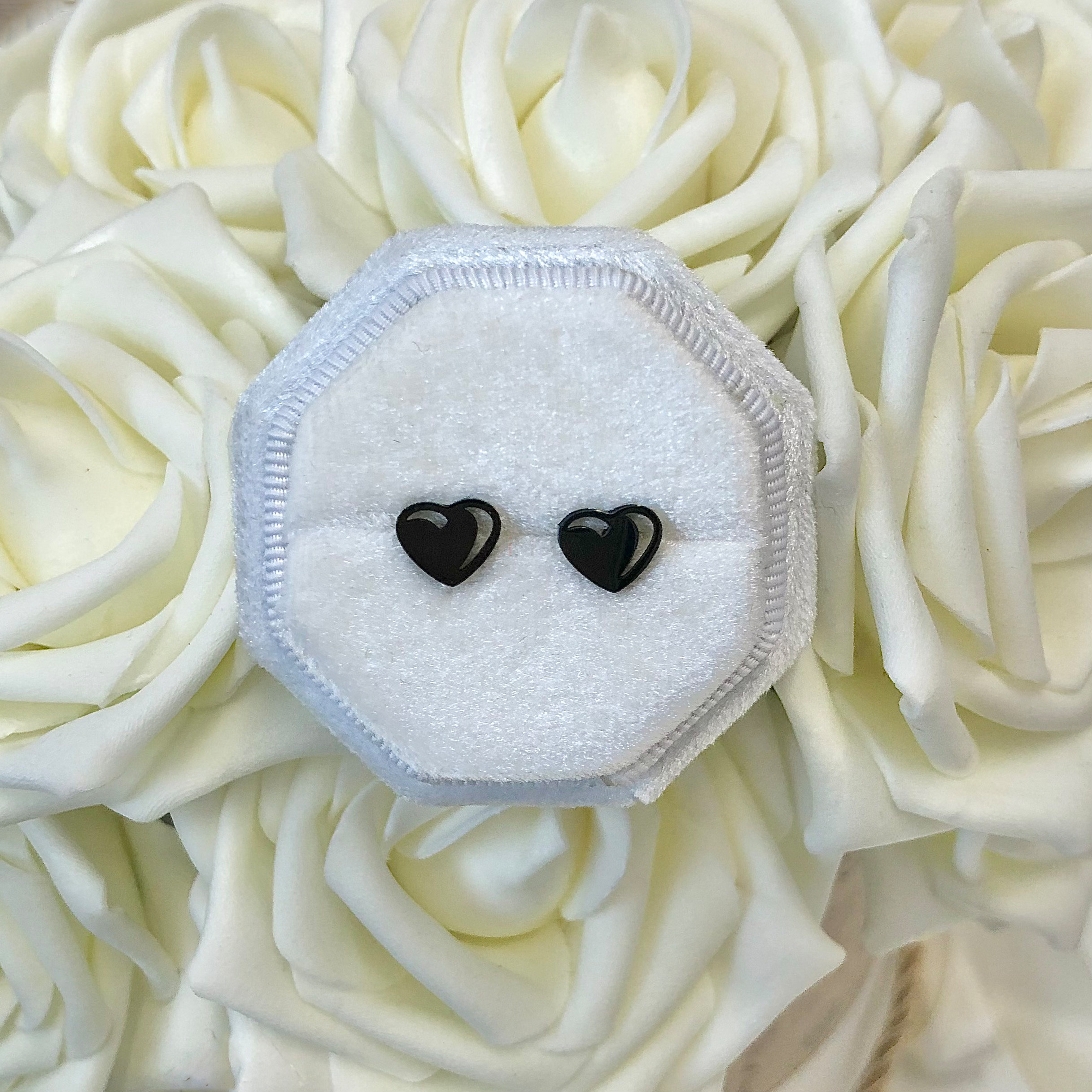 Počiernené náušnice srdiečko-283061-31