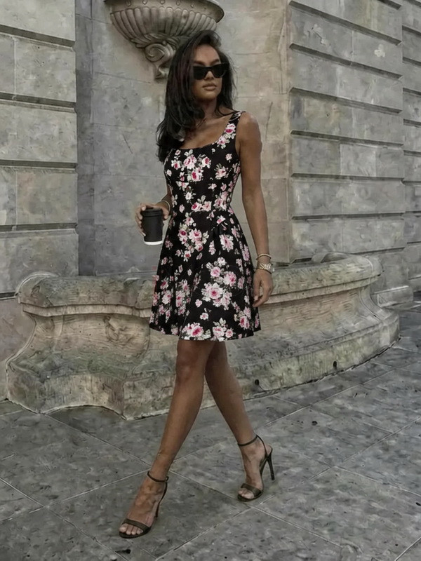 Čierne šaty s kvetinovou potlačou-327376-37