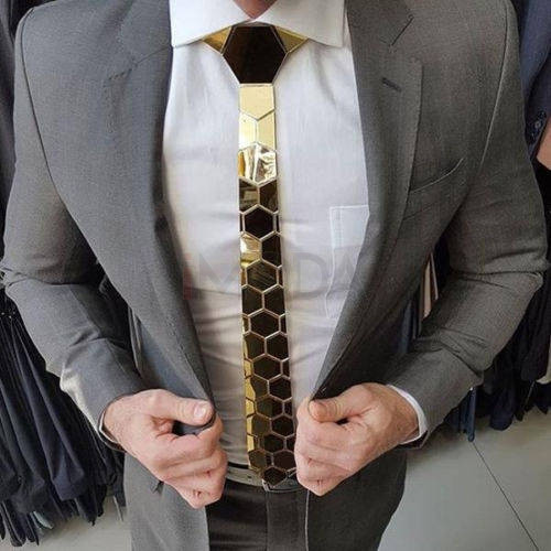 Pozlátená akrylová kravata