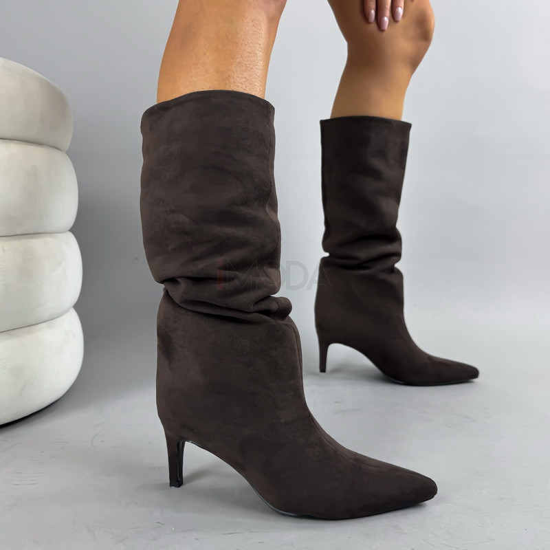 Tmavohnedé semišové vysoké čižmy-322779-32